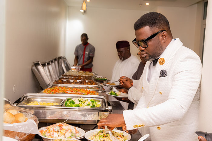 Mr PResident Gbenga takes on the Grub